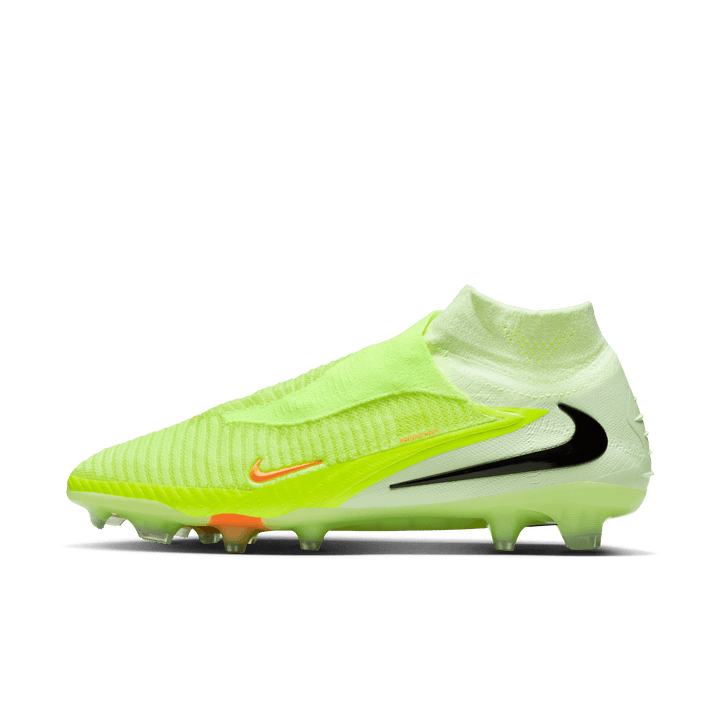 hibbett sports womens soccer cleats