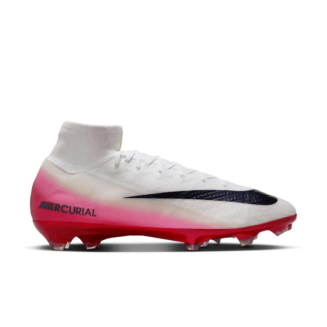 チアゴサンタナ着用 Nike Air Zoom Mercurial White Gold Black Red Nike Air Zoom Mercurial Superfly 9