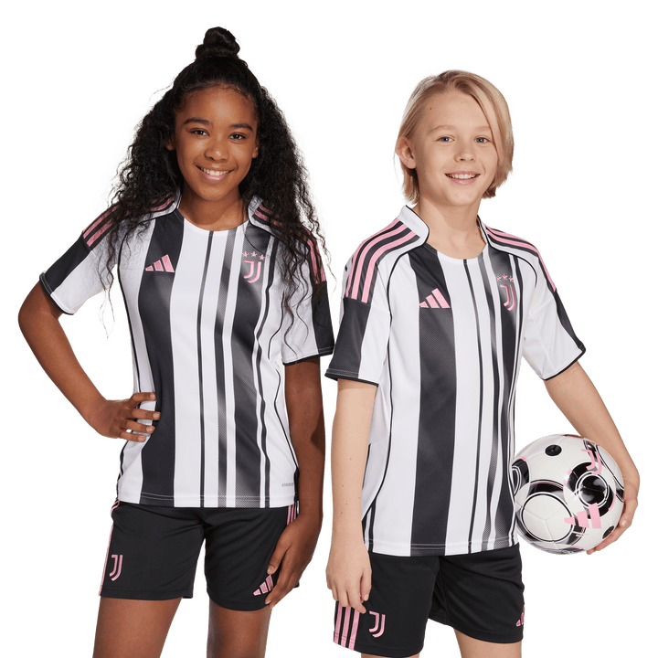 Juventus FC Kids Home Jersey 2025/26 | SPT Football | Free
