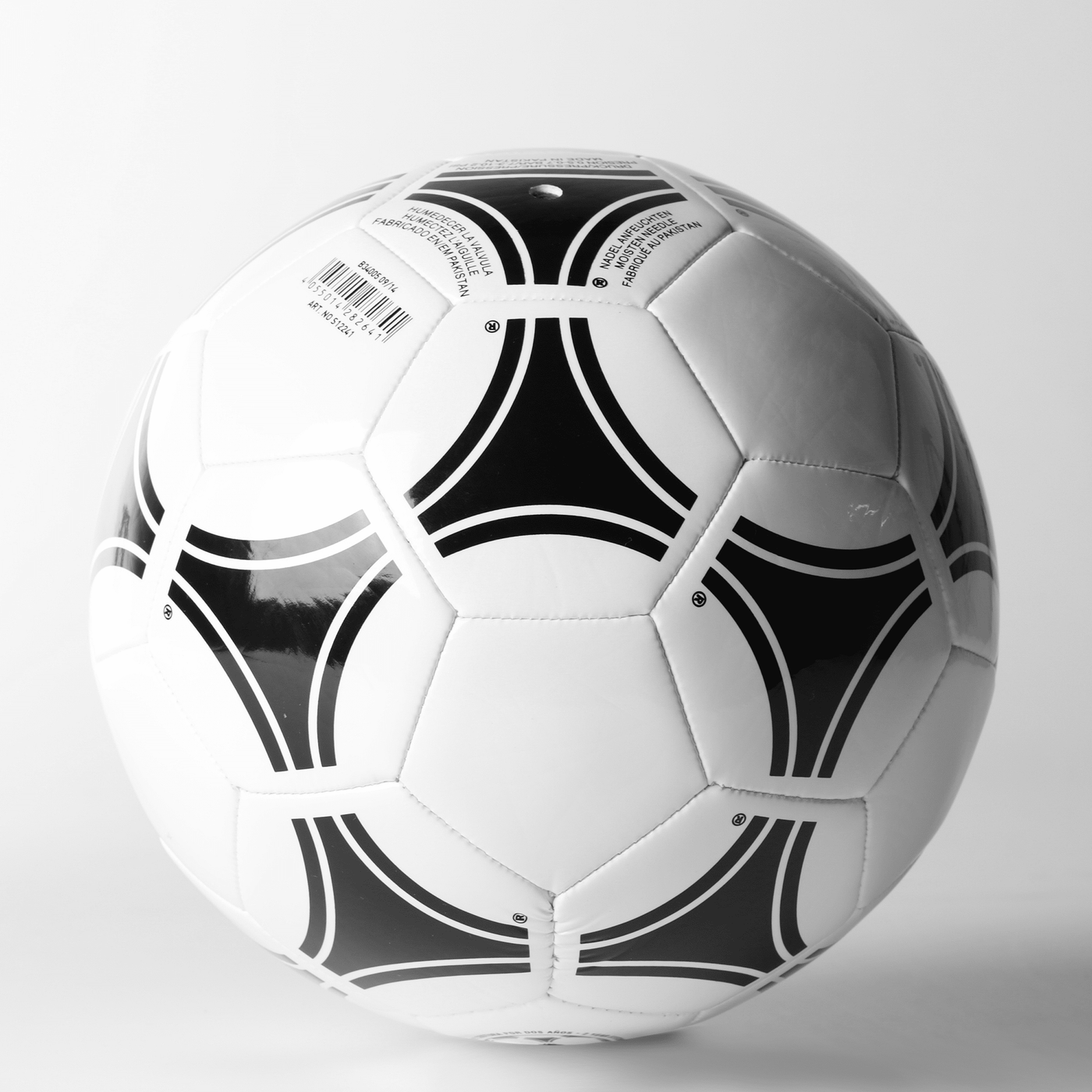 Adidas Tango Glider Football